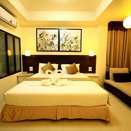 Hotel @ White Patong Zewnętrze zdjęcie