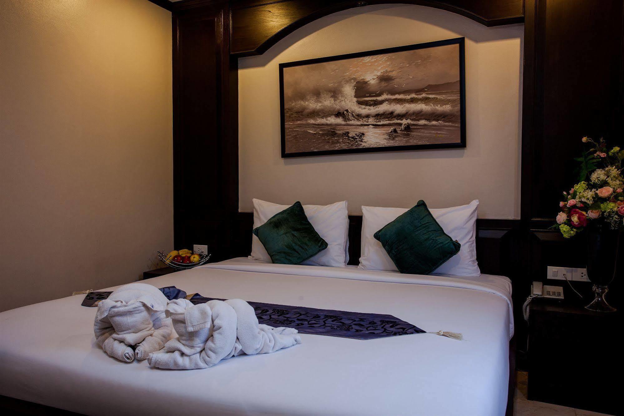 Hotel @ White Patong Zewnętrze zdjęcie