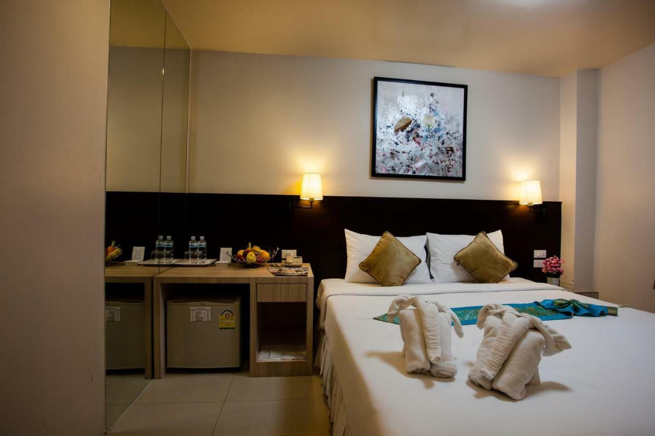 Hotel @ White Patong Zewnętrze zdjęcie